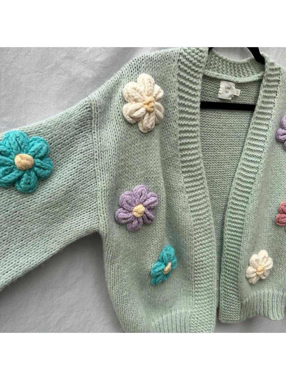 Luna Ivy Anthropologie Mint Green Knit Oversized Cardigan with Flowers Sz XS - Picture 3 of 7